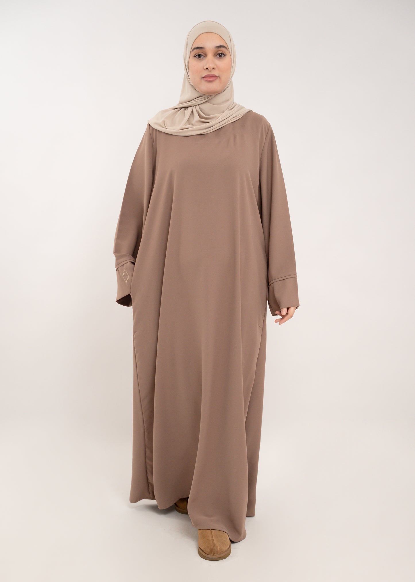 Classic abaya “Soft cocoa”