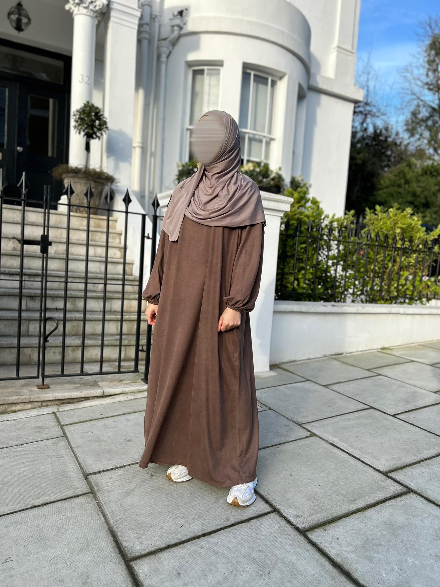 Abaya An-Naeem-  Brown